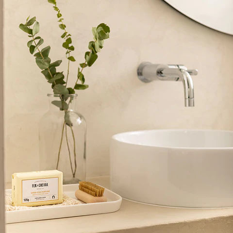 Savon Doux Parfumé – Thé Blanc et Yuzu – 125G