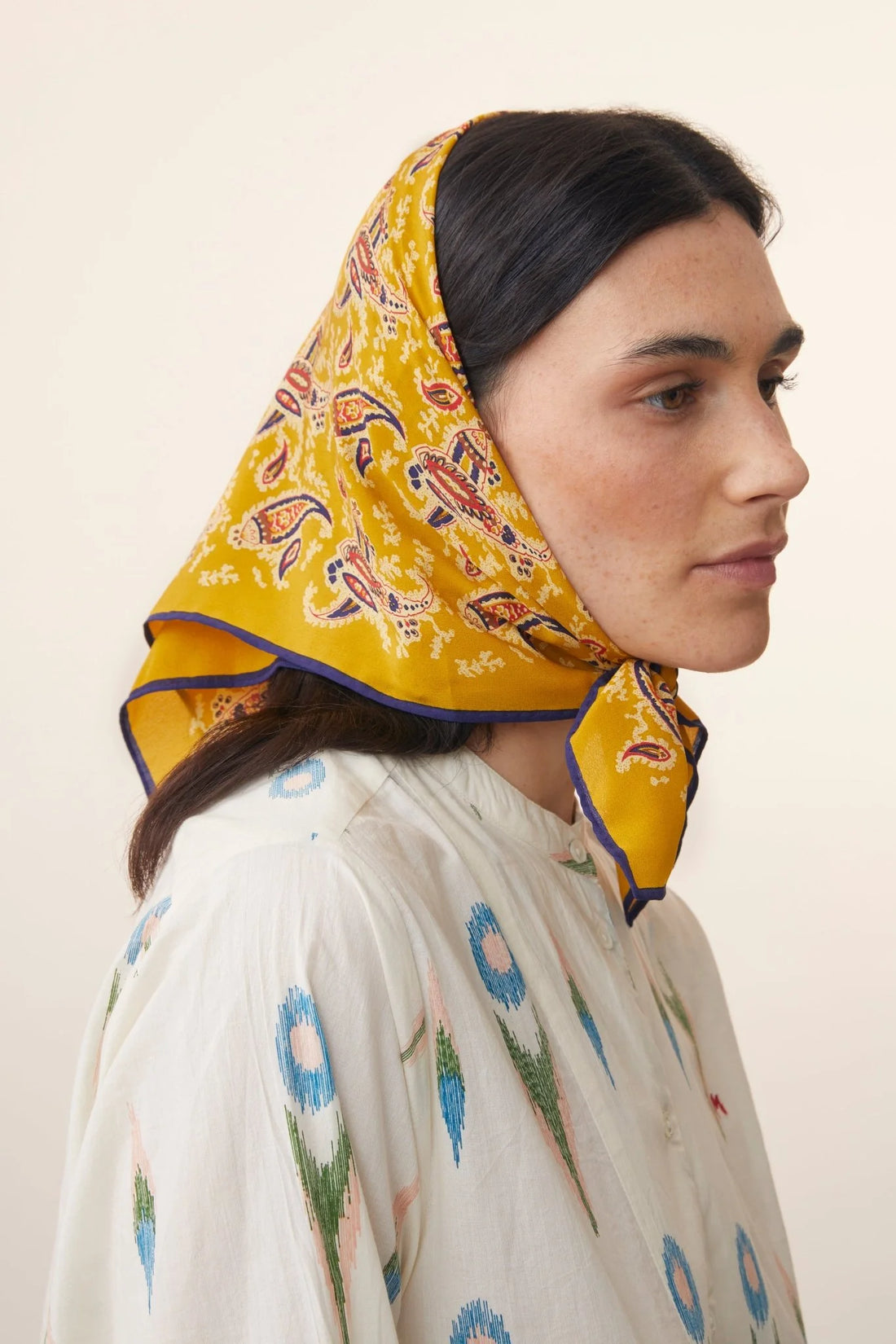 Foulard en Soie N°763 Holi Yellow