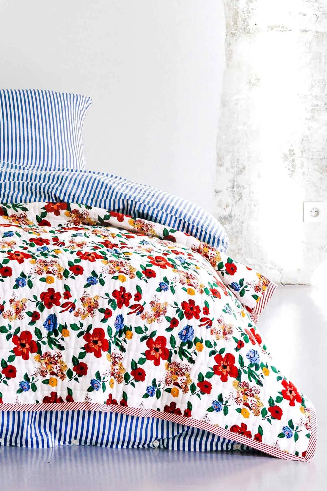 Plaid Hibiscus Sarong 220 x 270