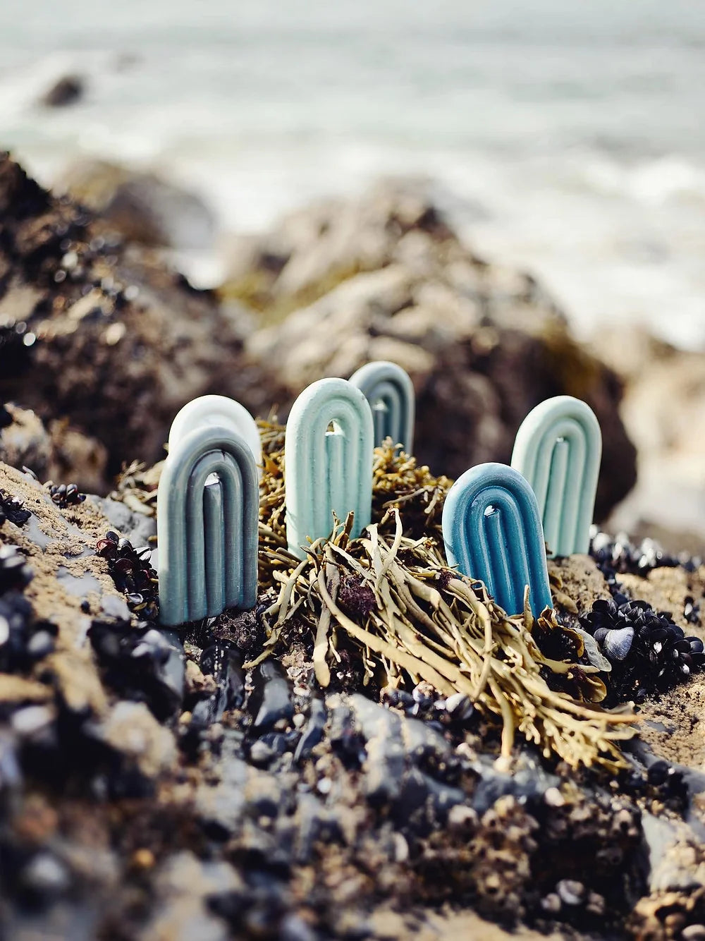 Porte Savon en Terre Noire Emaillée - Bleu Mer Été