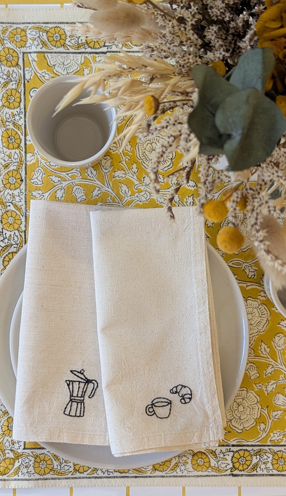 Serviette de Table - Brodée à la Main - Café & Croissant