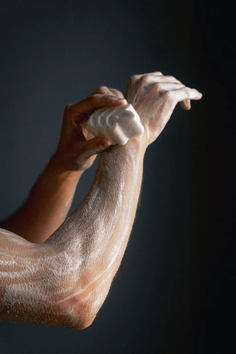 Soin Lavant Corps Ambre Boisé