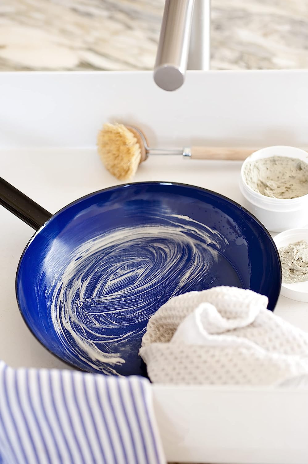 Soin Nettoyant Ustensiles en Email