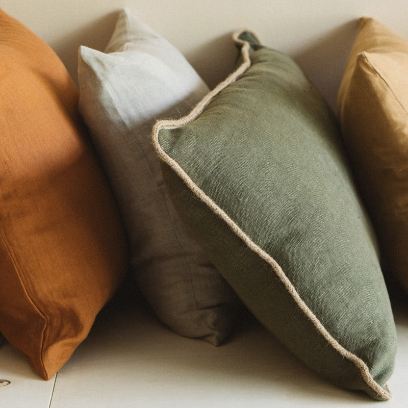 Housse de Coussin Salvador en Lin Kaki 40 x 65