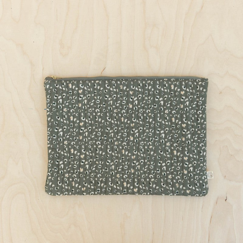 Grande Pochette Léopard Kaki 21 x 29 cm