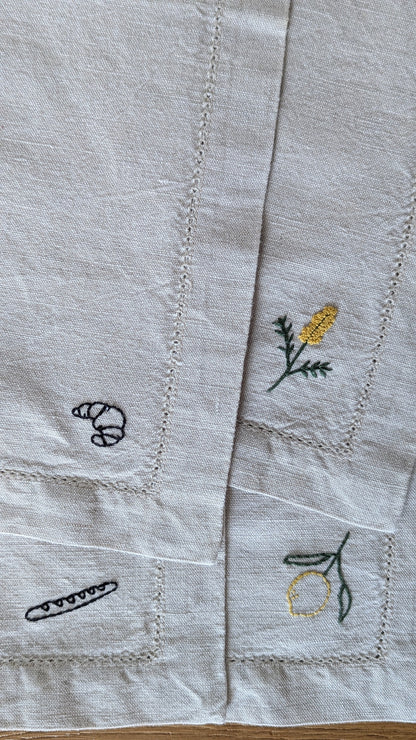 Serviette de Table - Brodée à la Main - Baguette