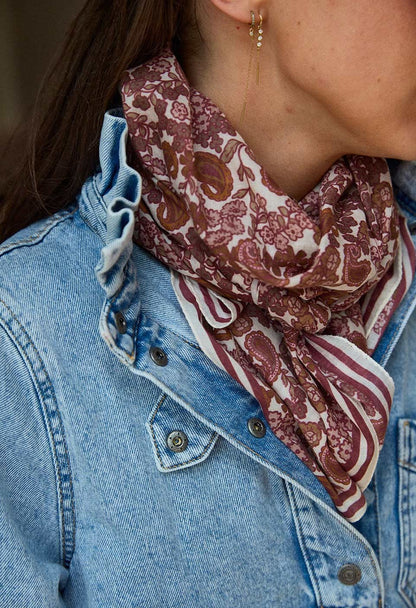 Foulard en Coton Arabesque Bordeaux