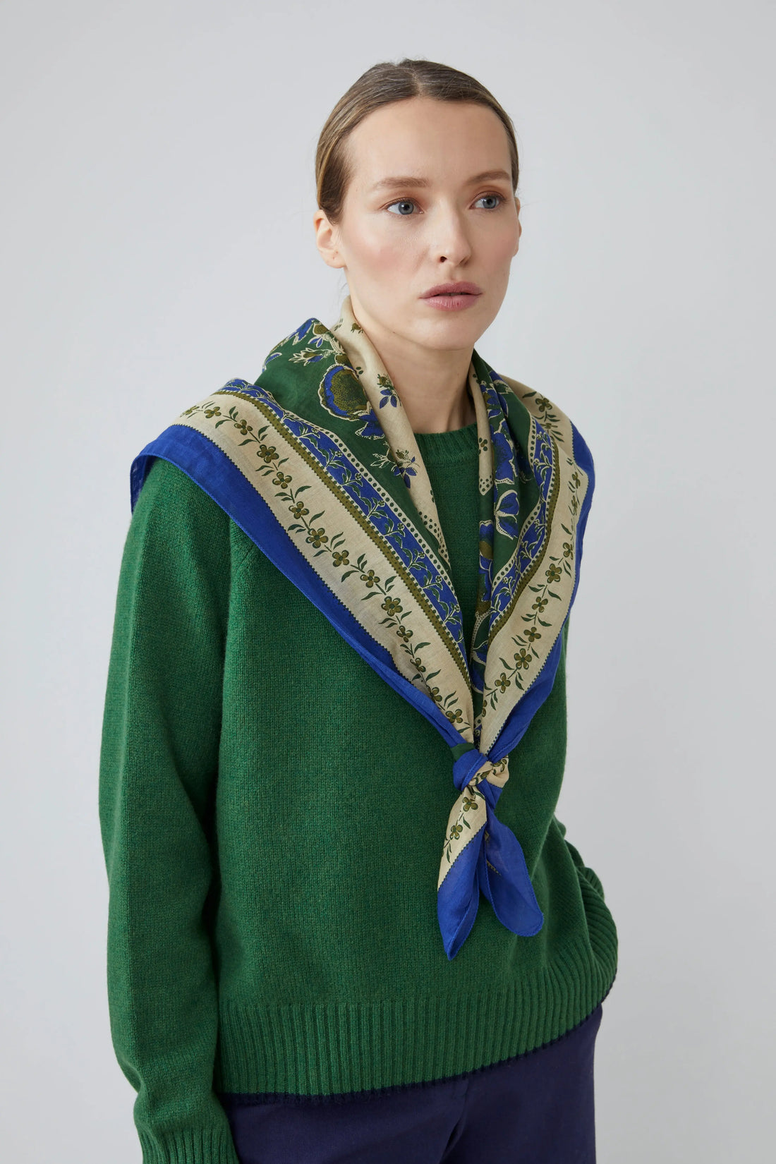 Foulard en Coton Roseraie N°796 British Green