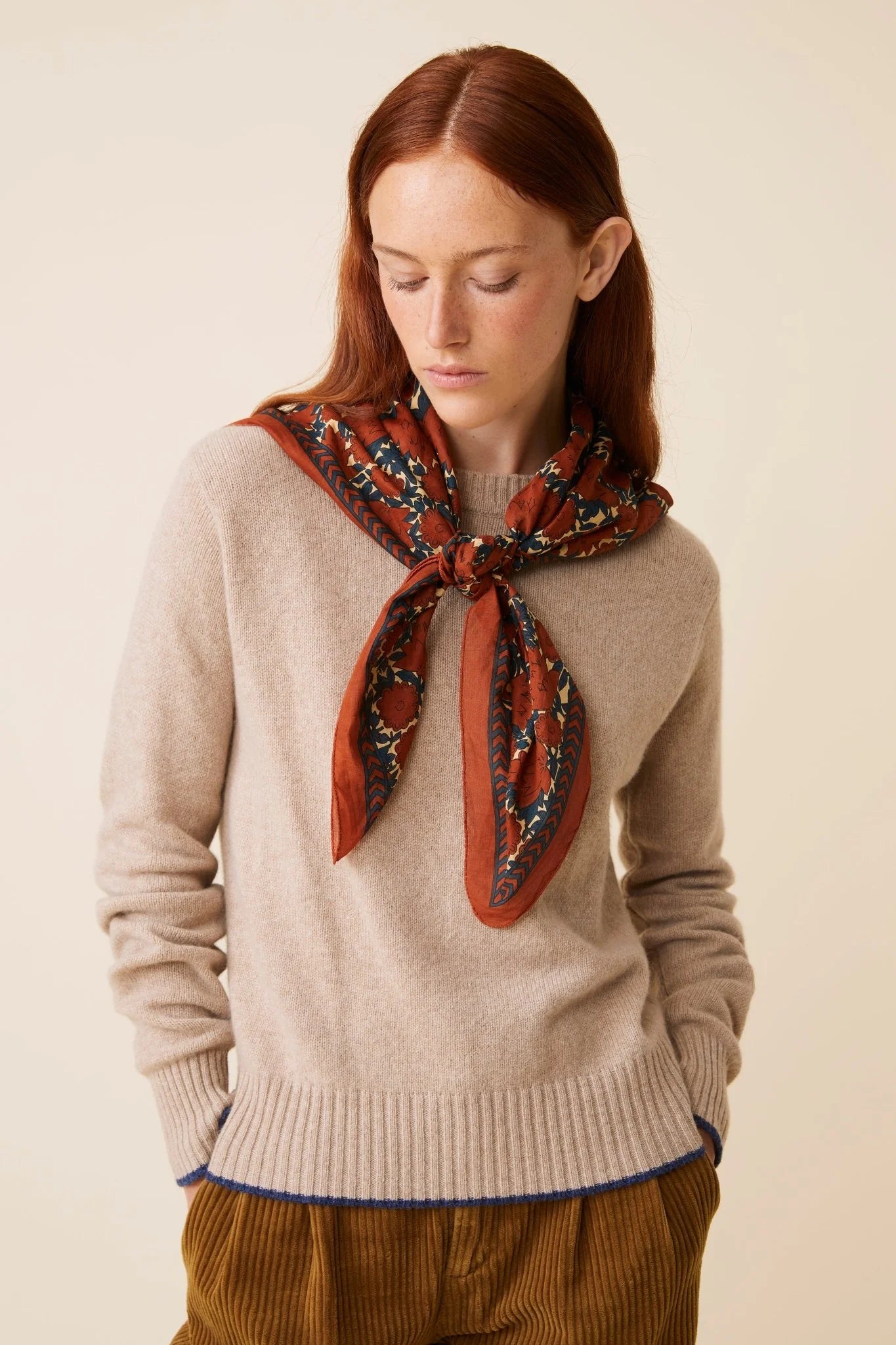 Foulard en Laine N°680 Brick