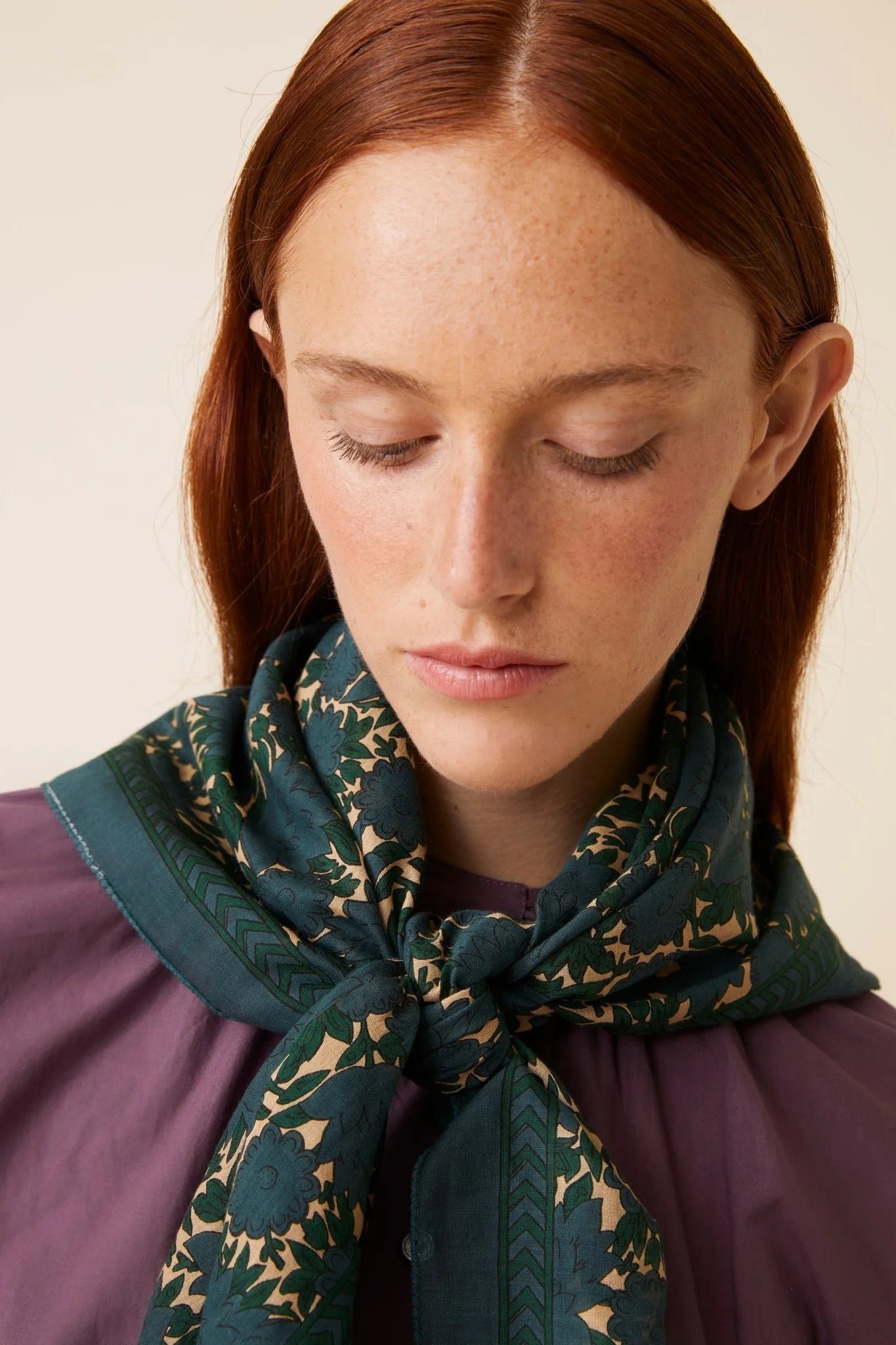 Foulard en Laine N°680 Duck Green