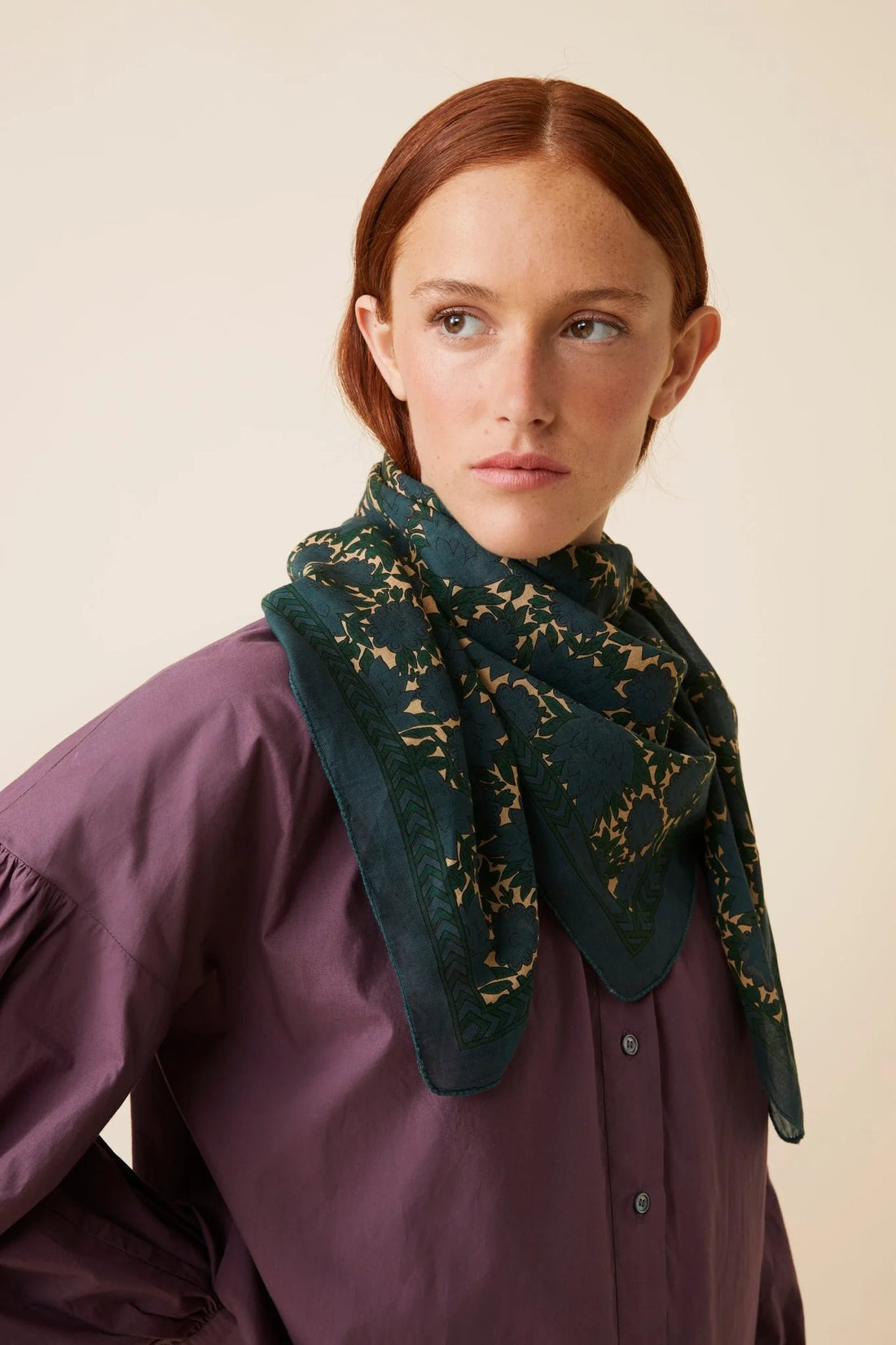 Foulard en Laine N°680 Duck Green