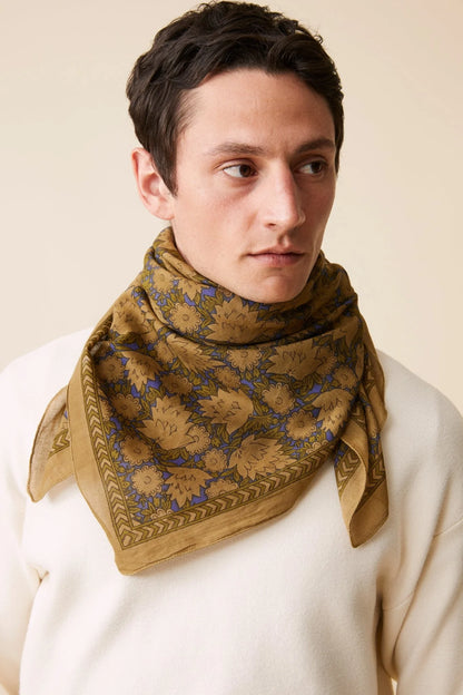 Foulard en Laine N°680 Khaki