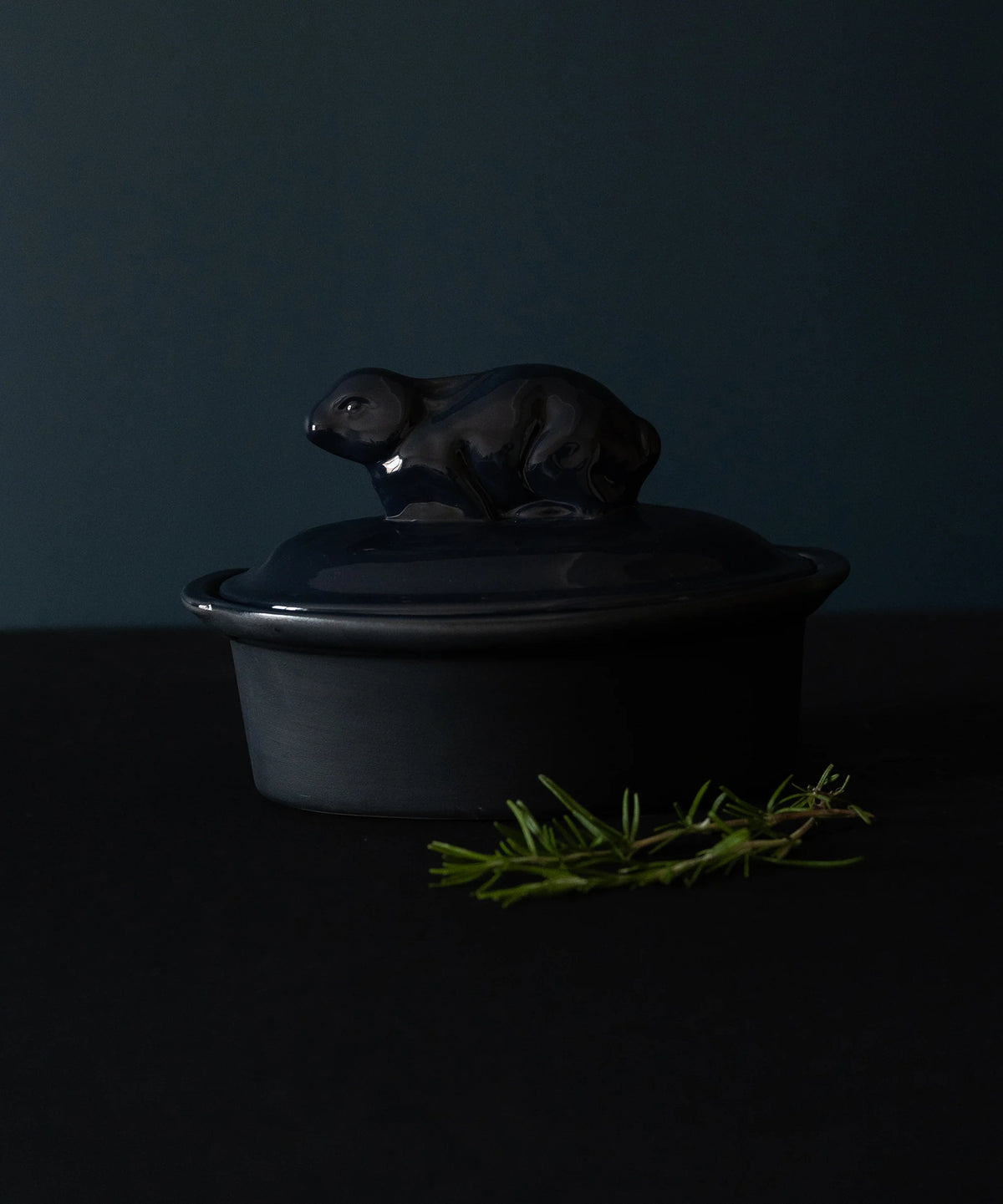 Terrine Ovale en Grès - Bleu Nuit - Modèle Lièvre