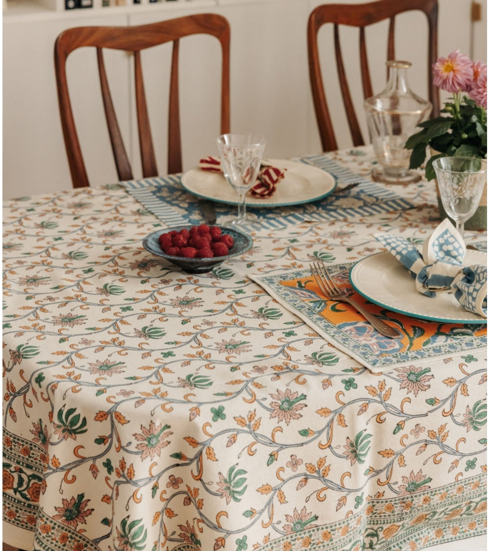 Nappe Dinty Orange 140 x 235
