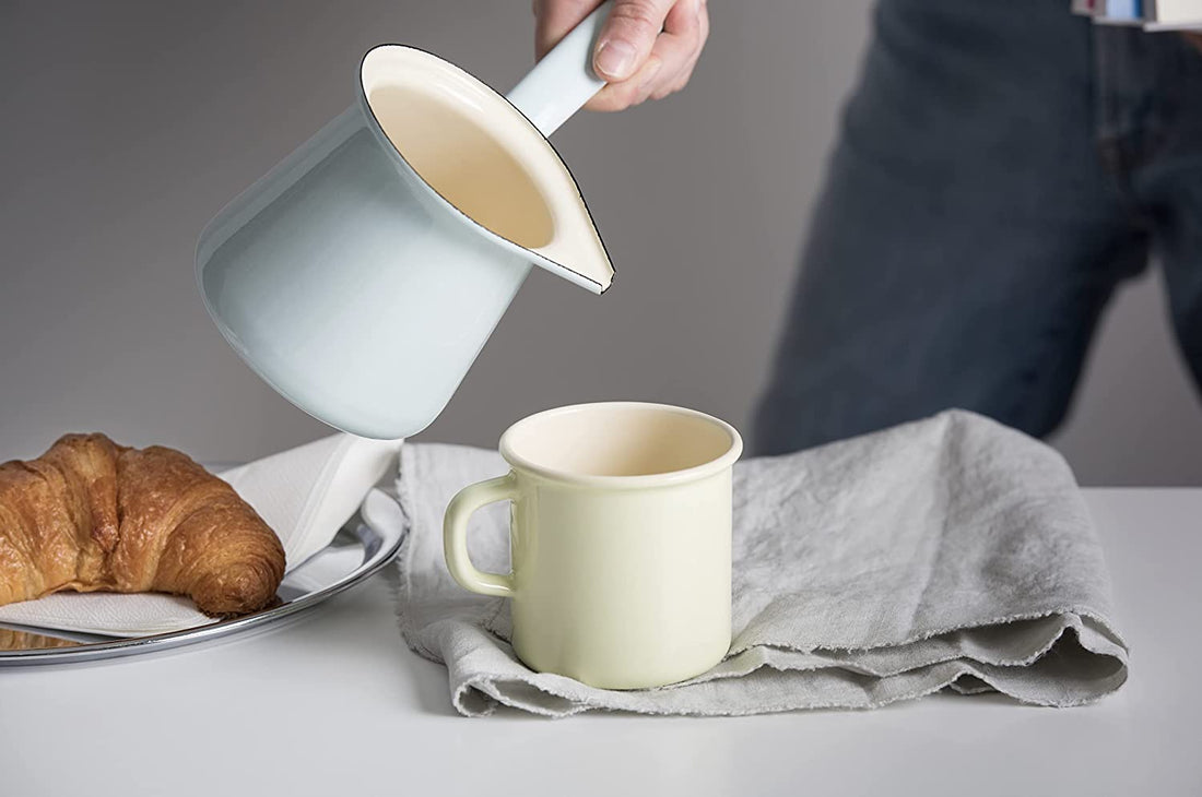 Cafetière en Acier Emaillé Turquoise 0,75L